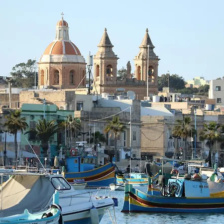 Designer, Fully Equipped 4br In By 360 Estates * Marsaxlokk