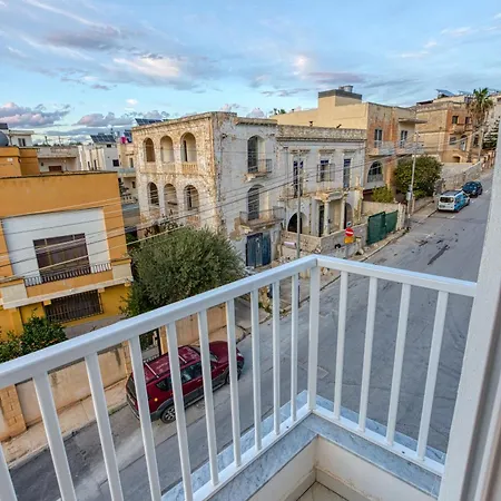 Designer, Fully Equipped 4br In By 360 Estates