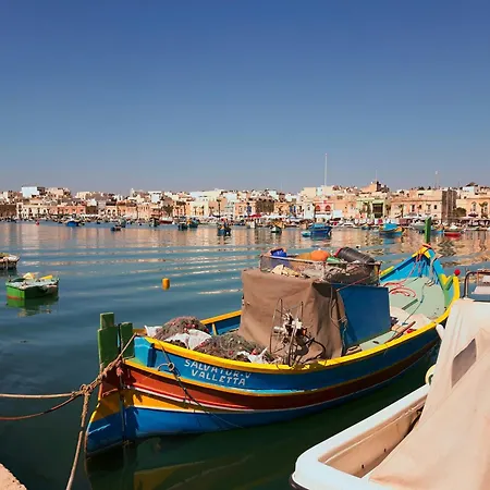Designer, Fully Equipped 4br In By 360 Estates * Marsaxlokk