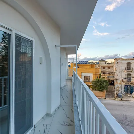 Designer, Fully Equipped 4br In By 360 Estates Apartment *