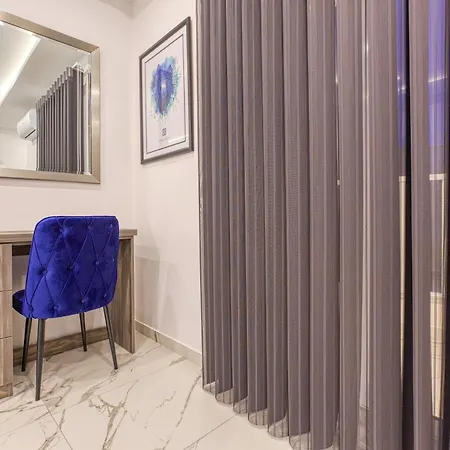 Designer, Fully Equipped 4br In By 360 Estates