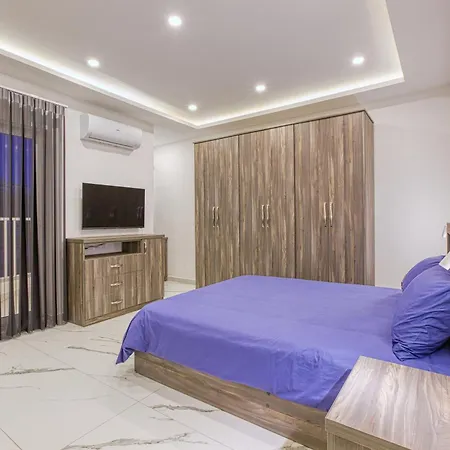 Designer, Fully Equipped 4br In By 360 Estates *